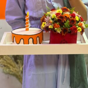 باکس گل و کیک تولد