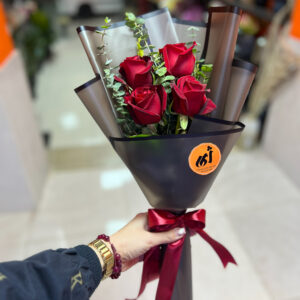 دسته گل رز مینیمال