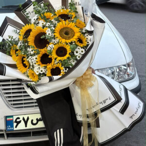 دسته‌گل آفتاب بهاری