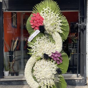 تاج گل درباری سه‌طبقه ترحیم